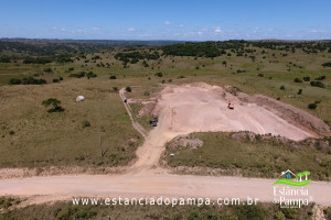 PASSEIO BAIXO E SAIBRE.00_02_47_20.Quadro018_acd5d21a32a12ca9552b9f04a26cb774a5ac6ff0.jpg